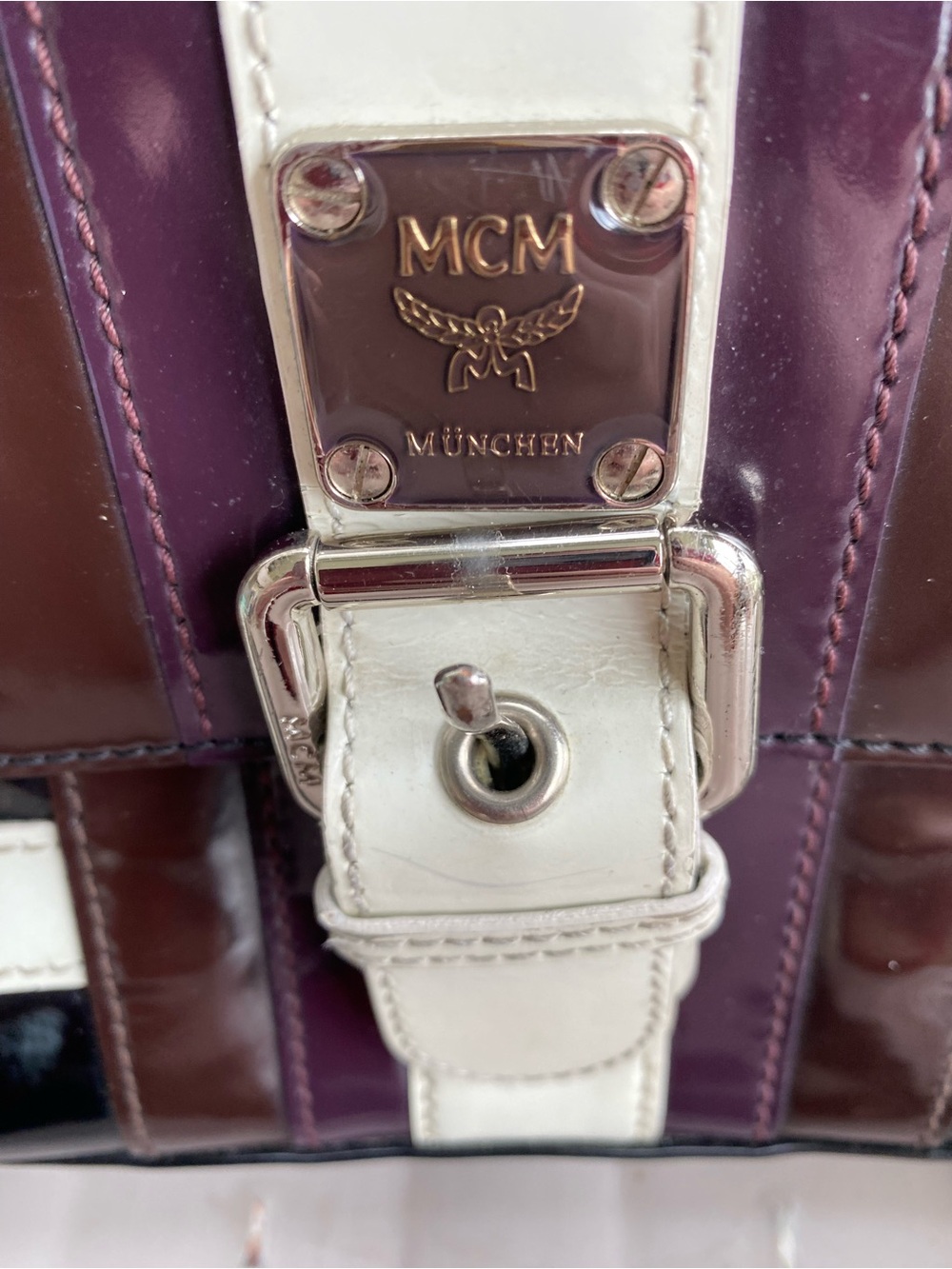 AUTHENTIC MCM BLACK PATENT LEATHER BAG - Picture 11 of 14
